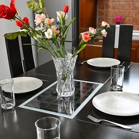 Aqua View Apartment *